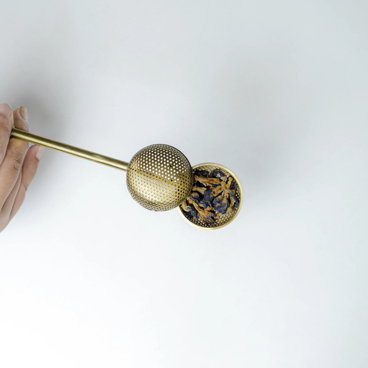 Modern Golden Slide Strainer